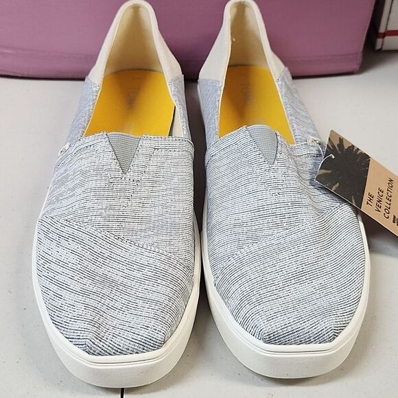 Toms Mens 11 Venice Collection Pull On Shoes - New - Picture 2 of 9